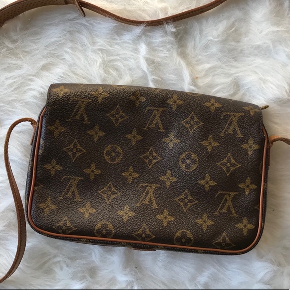 Authentic Louis Vuitton Saint Germain 24 - Picture 4 of 8